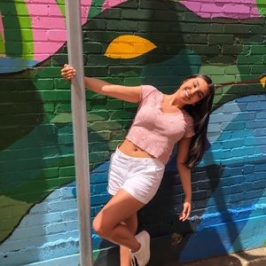 Meet your Posher, Jillian